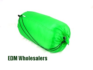 SLEEPING BAG - GRASS GREEN - STAY WARM CAMPING