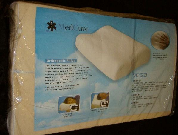 MedCure Orthopedic Pillow Pain Solution for Neck Back