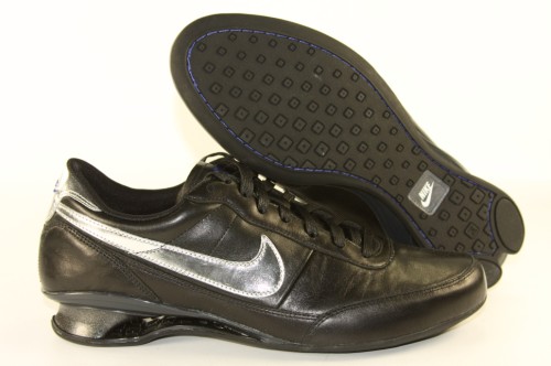NIKE SHOX VITAL Womens Running Shoes NEW Size 8.5 $110