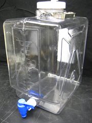 201001-10686: 6 Gal NALGENE NUNC RECTANGULAR CARBOY W/ SPIGOT