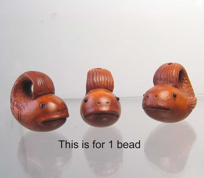 CARVED & Signed! ADORABLE FISH BOXWOOD Bead 4128FP