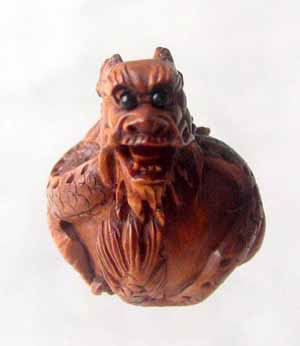 HAND Signed Carved BOXWOOD Crouching Dragon Bead 4128BU