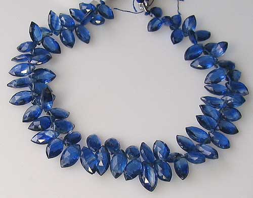 92cts AAA KYANITE Faceted Briolette Bead STRAND 109918A