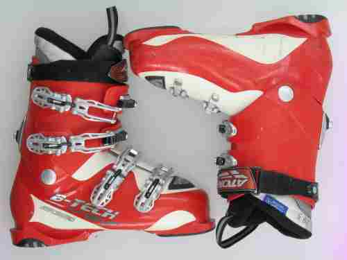 Used Atomic B Tech Red Intermediate Ski Boots MenS