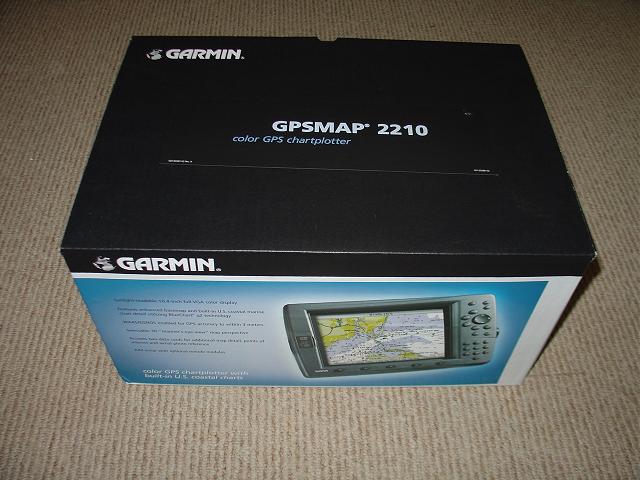 GARMIN GPSMAP 2210 MARINE GPS CHARTPLOTTER BRAND NEW