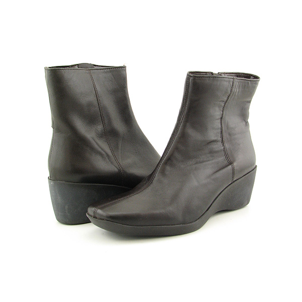 BANDOLINO Quintas Boots Ankle Shoes Brown Womens