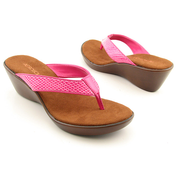 AEROSOLES Wide Eyes Snake Print Sandals Thongs Shoes Pink Womens