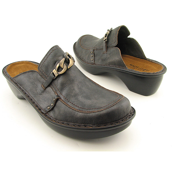 NAOT-Toledo-Clogs-Mules-Shoes-Black-Womens-08-2A-2
