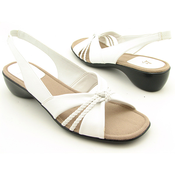 JESSICA SIMPSON Miami Sandals Slingbacks Heels Shoes White Womens