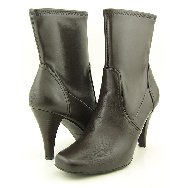 Post image for STYLE & CO Smooches Boots Ankle Shoes Brown Womens