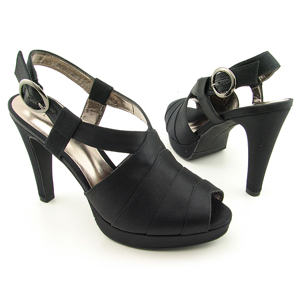 INC INTERNATIONAL CONCEPTS Relle Heels Slides Shoes Black Womens