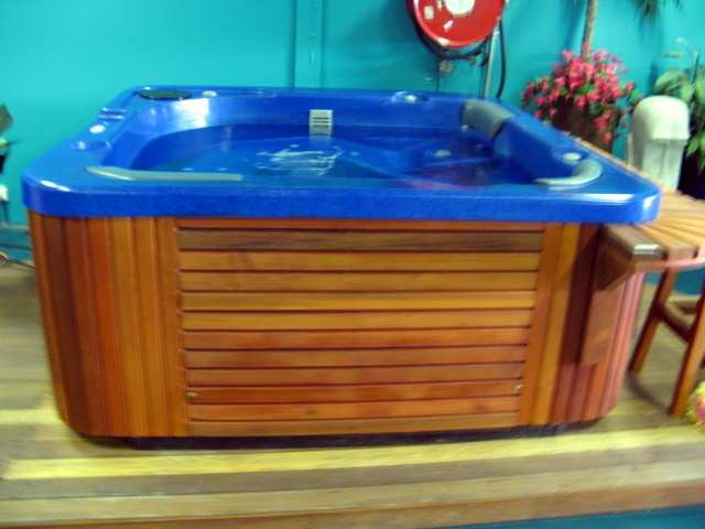 New Blue 6 Seat Premium Spa /w 38 Jets & 10yr Wrnty