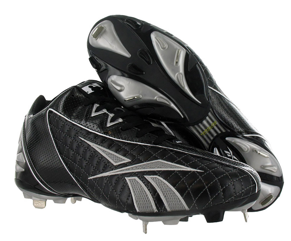spikes reebok baseball