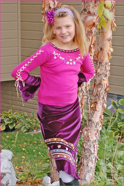 Click here for the trendy velvet top and skirt set at SophiasStyle.