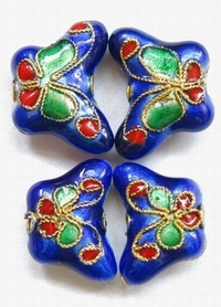 17mm puffy butterfly / 15mm 

puffy butterfly