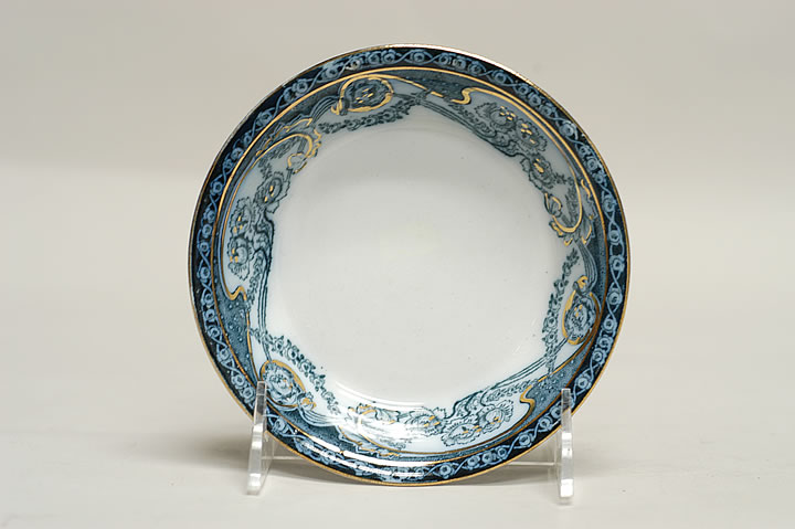 Royal Staffordshire FLOW BLUE 5" Fruit Bowl