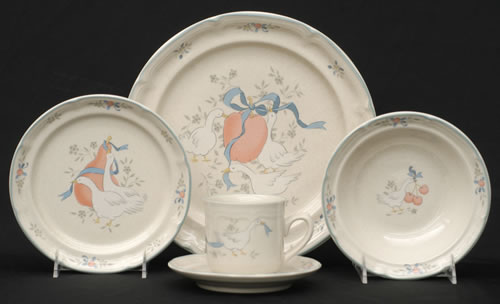 International/Sunmarc MARMALADE 5 Piece Place Setting