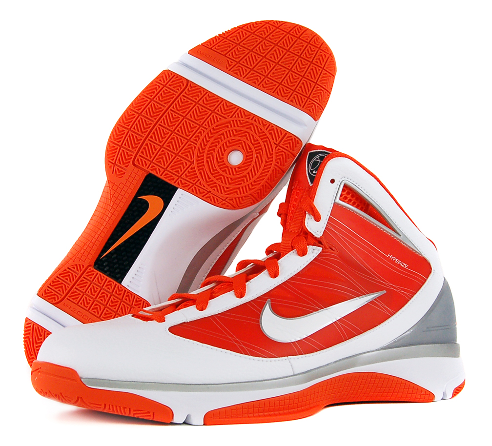 nike hyper basketball shoes