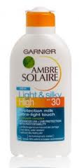 Ambre Solaire Light & Silky Milk SPF30 200ml