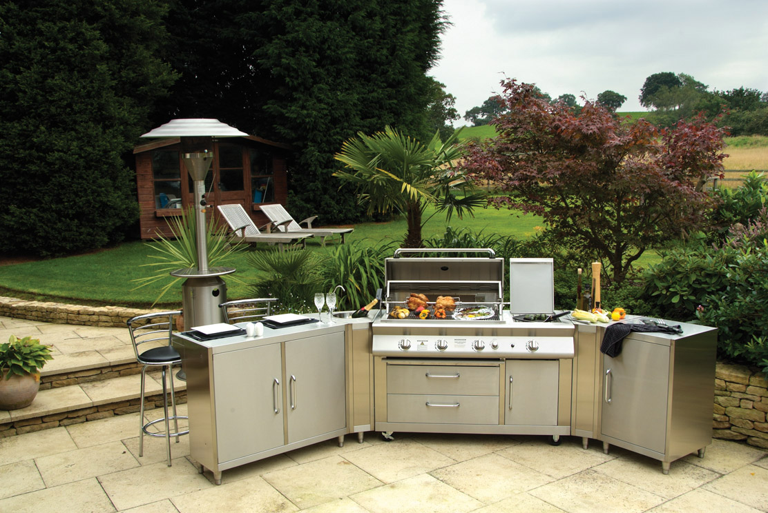 Gas barbecues , Masonry BBQ's and charcoal barbeques all at low prices. Big savings on many models, including Lifestyle and Beefeater gas barbecues.