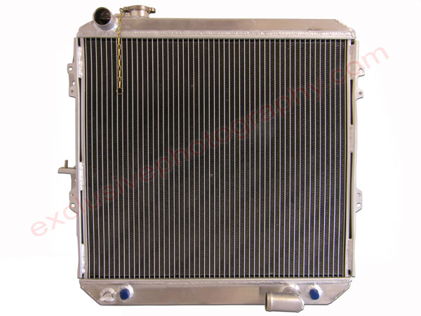 toyota hilux radiator #2