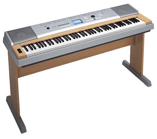 Yamaha 88-Key Keyboard+Stand DGX-620 digital piano